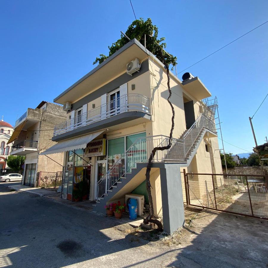 Arktos Motel Nafplio Exterior photo